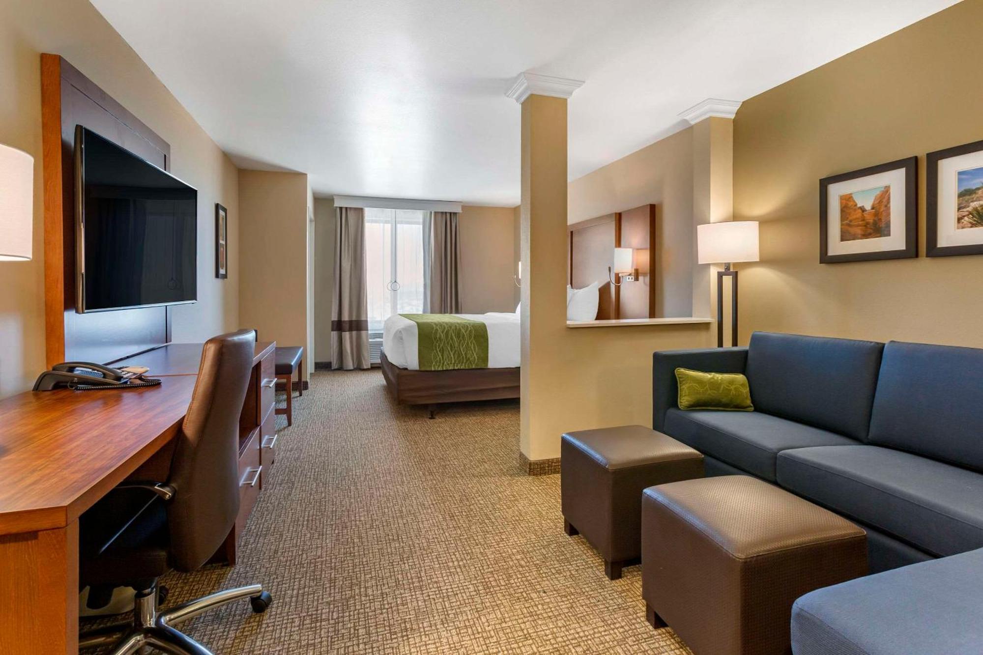 Comfort Suites Albuquerque Airport Zewnętrze zdjęcie